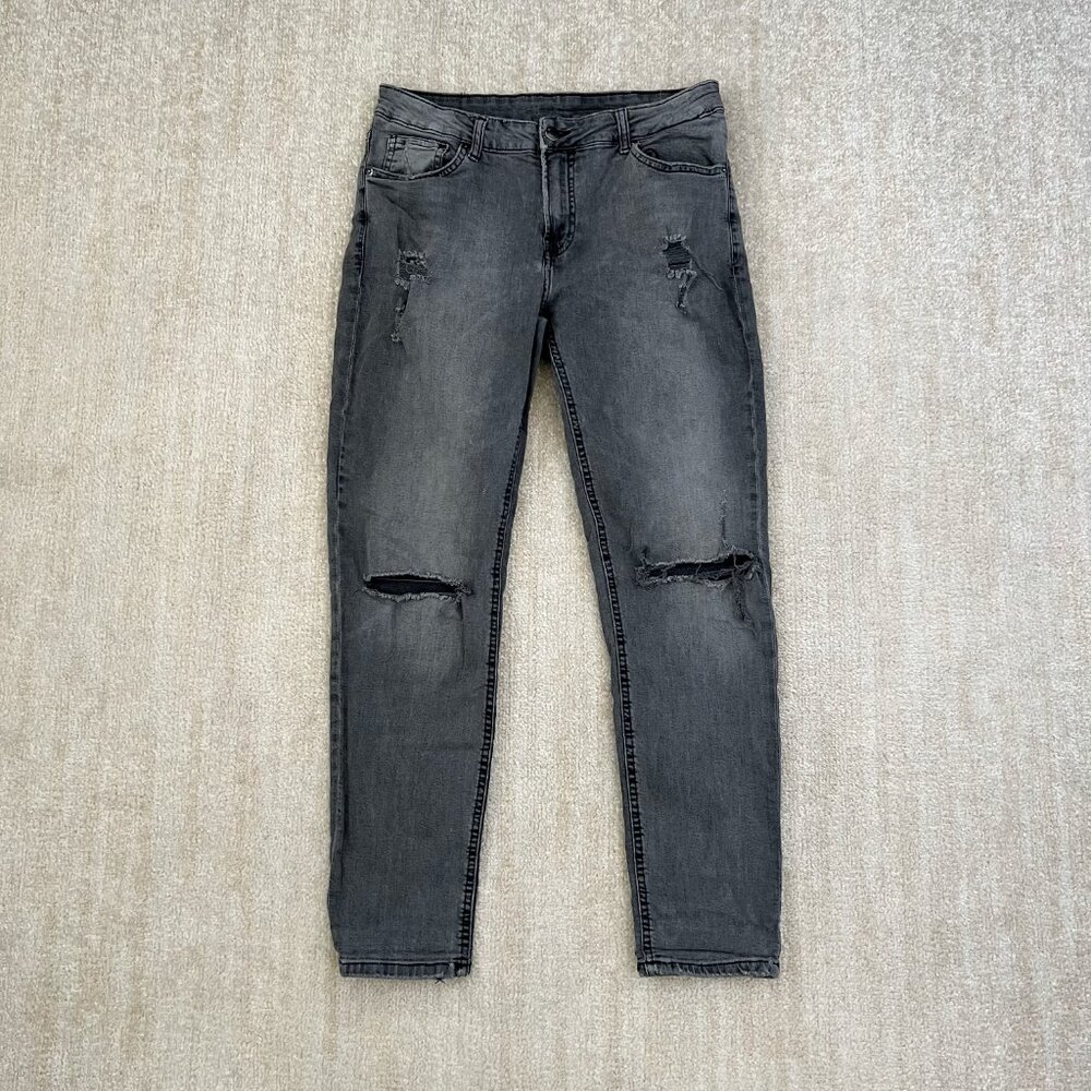 H&M Girlfriend Ripped Cropped Jeans 8